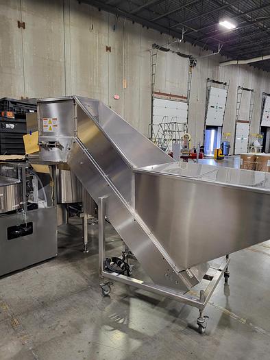 Used Pace M350 Automatic Bottle Unscrambler