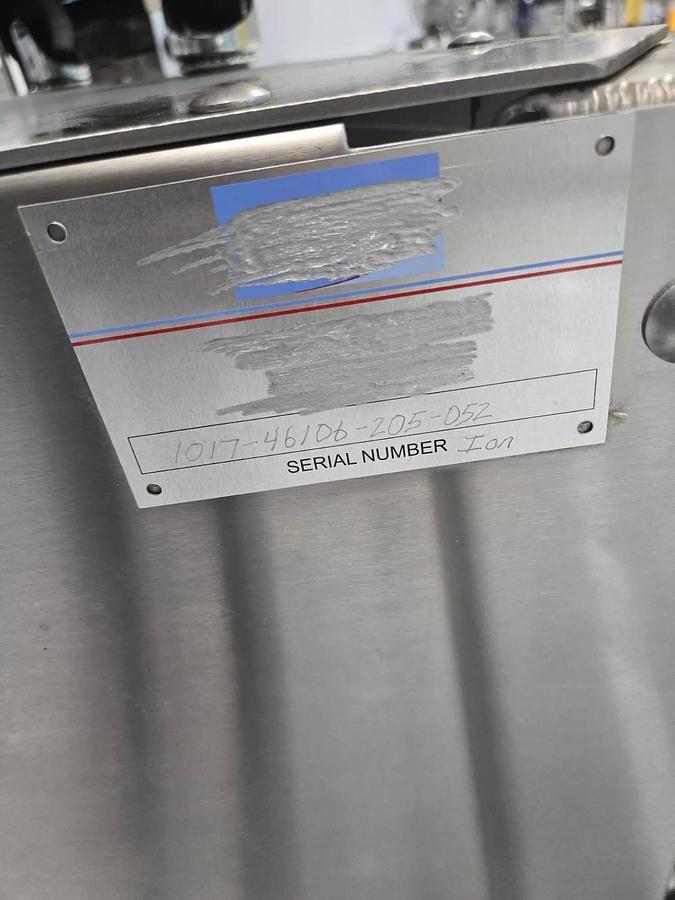 Used Used E-PAK 40” Stainless Steel Accumulating/Feeding Table.