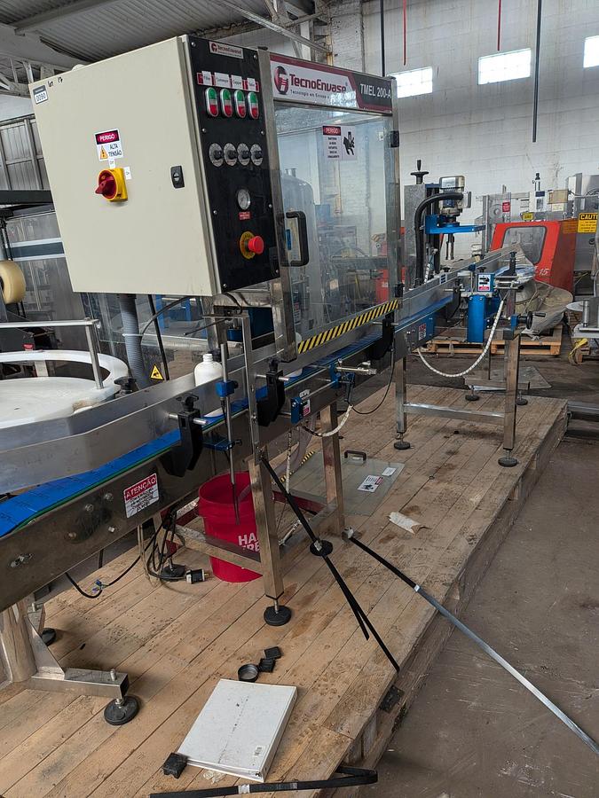 Used TechnoEnvase Twin piston filling line