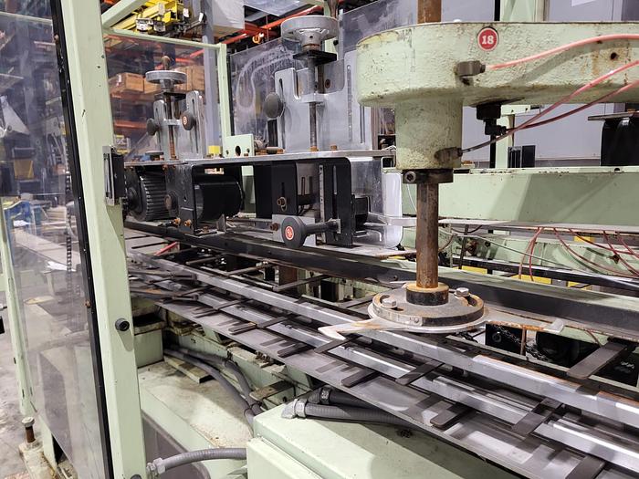 Used Jones CMV-6 vertical cartoner - tuck closure