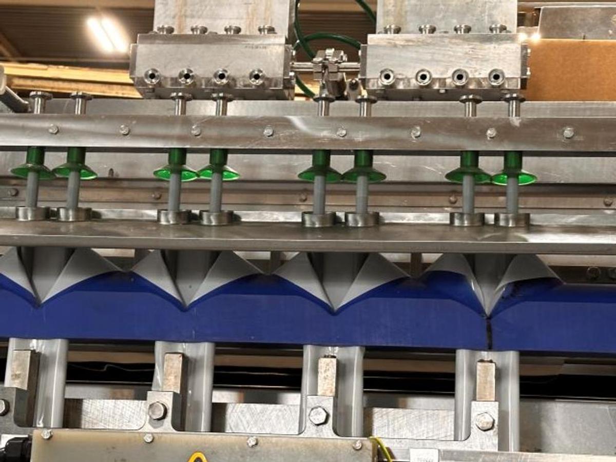 Used Vertical Form-Fill-Seal WINPAK/LANE WP32 Liquid/Paste Packet Machine WP 32