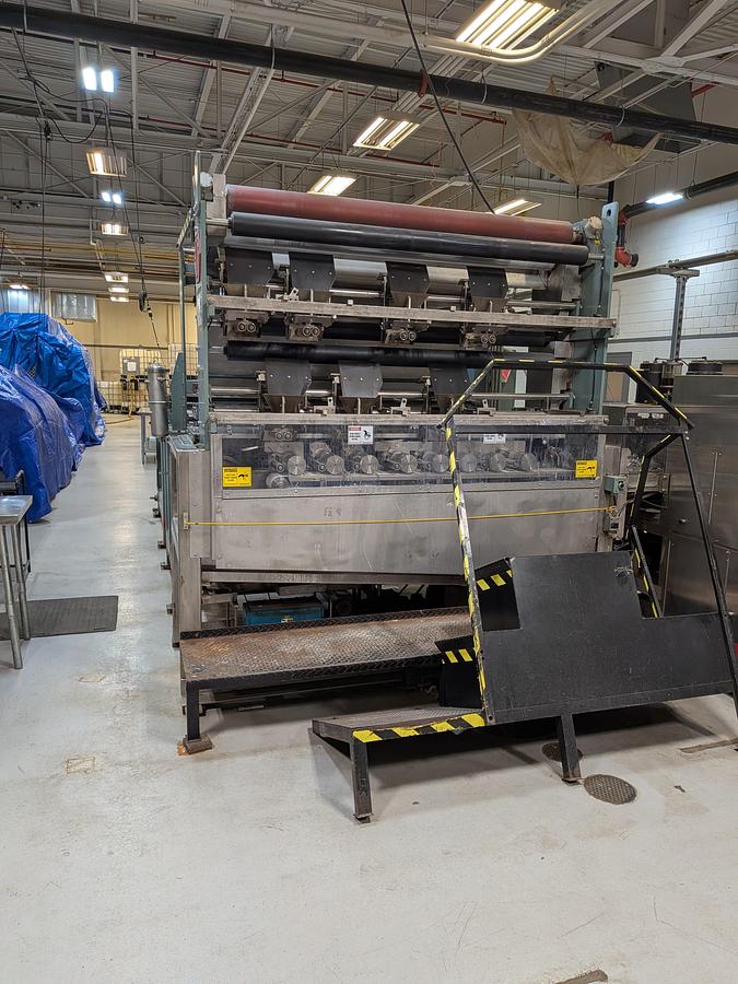 Used Bosch 303 wrapper with Elsner folder for towlettes
