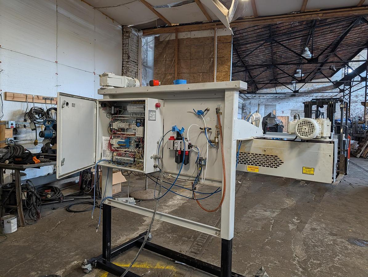 Used Fischbein PILS 330 Pinch Inner Liner Sealer