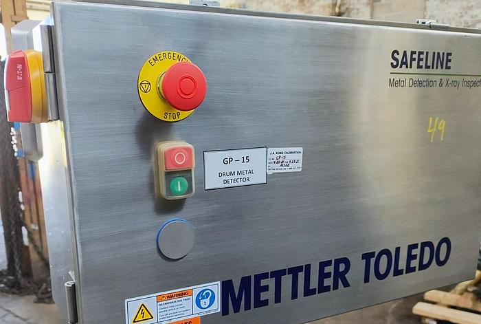 Used Safeline SL2000 Large format metal detector - 24x 28 opening