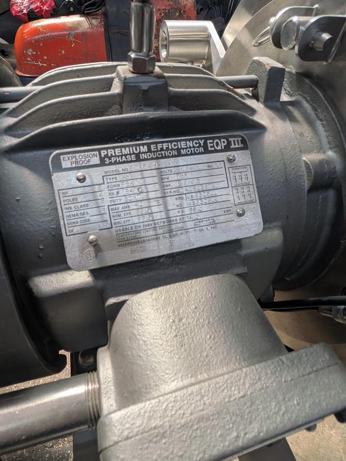 Used Fluid Air 7" Screw Fed GranuMill