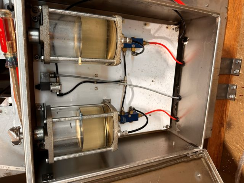 Used Vertical Form-Fill-Seal WINPAK/LANE WP32 Liquid/Paste Packet Machine WP 32