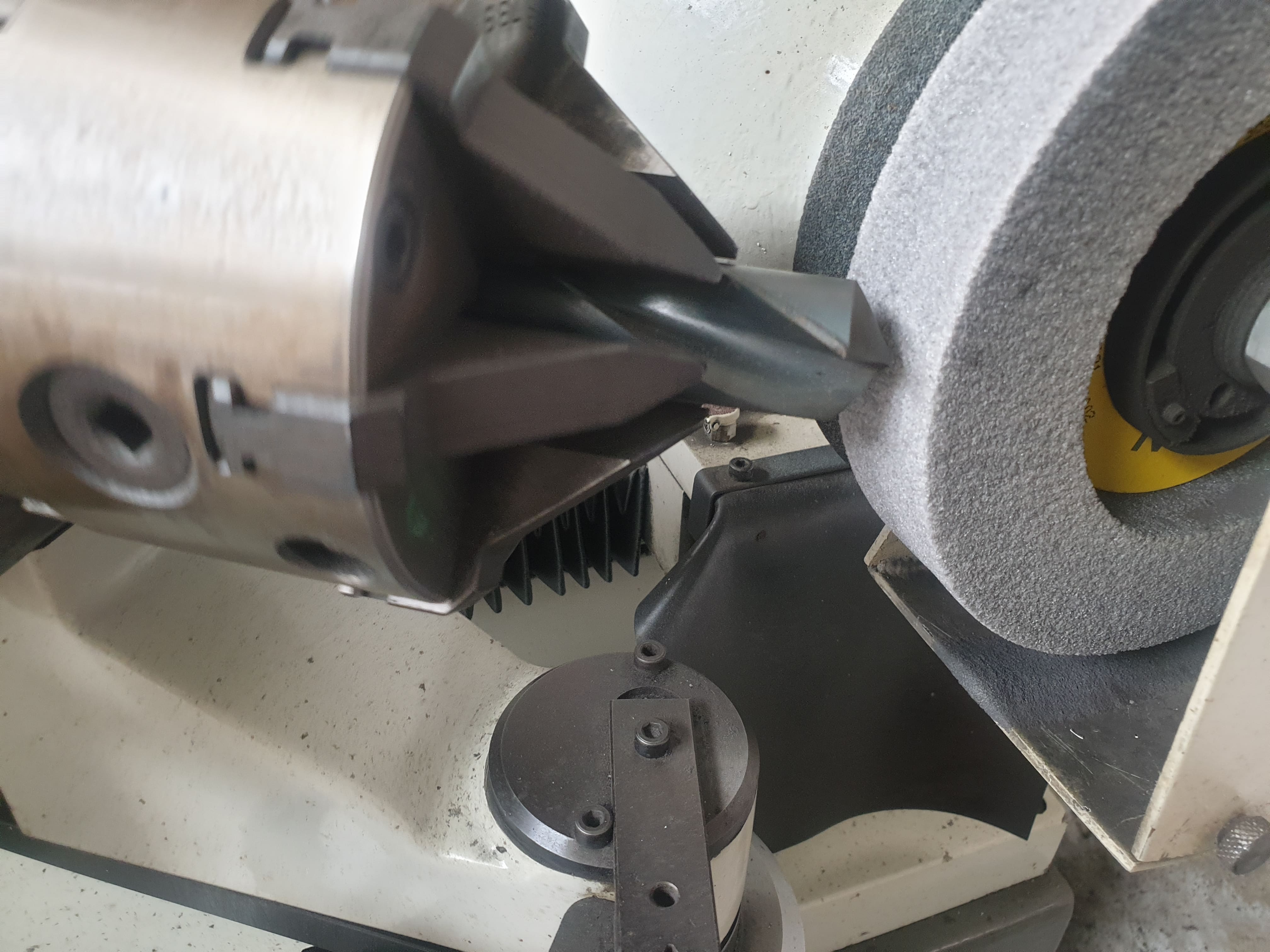 Drill Chuck Grinding 1998