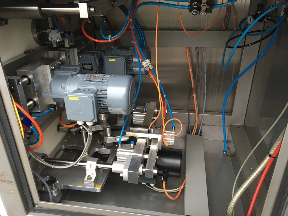 Used Innotech 3200 revo vertical bagging machine