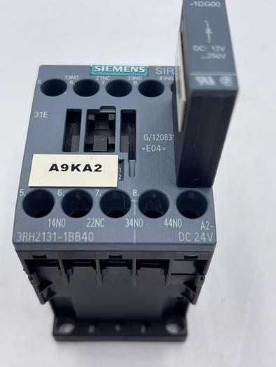Used Siemens 3RH2131-1BB40, 3RT2916-1DG00