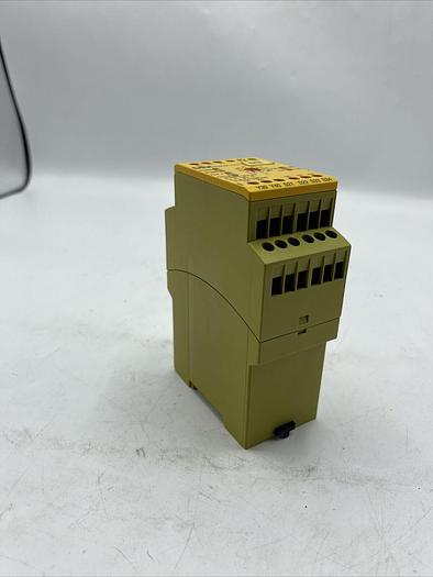 Used Pilz Pnoz XV2 Safety Relay 774500