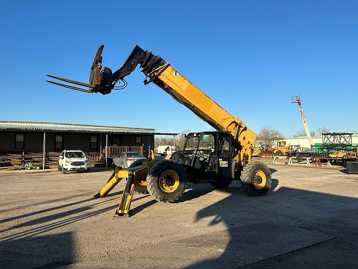 Used 2014 CAT TL1055C TELEHANDLER