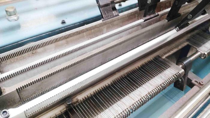 Usato Macchina crochet elettronica Comez Mod. Testronic 1000/EL