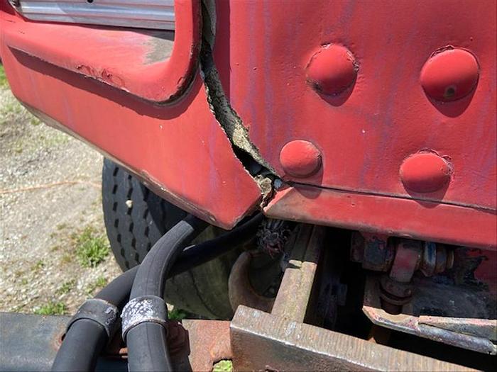 Used 1979 Chicago Pneumatic 600 Drill Rig