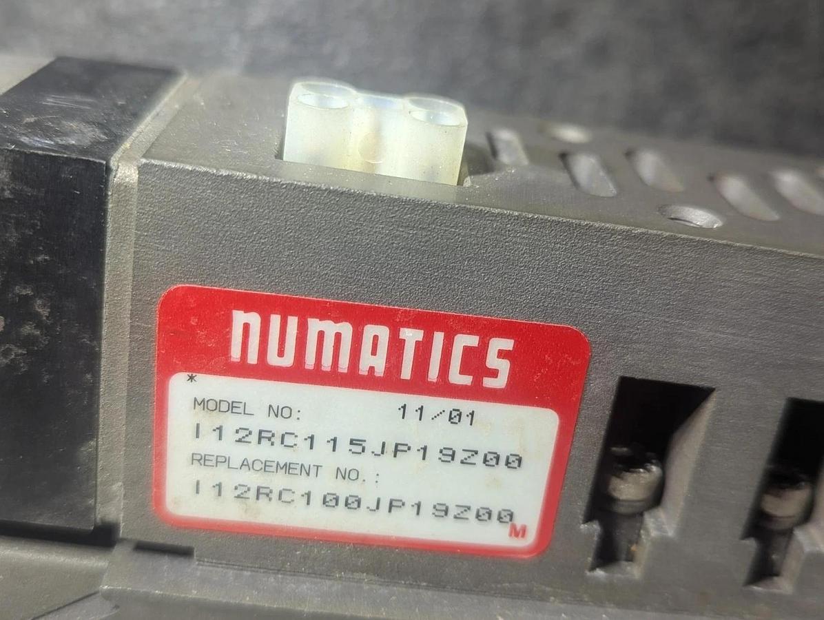 Numatics I12RC115JP19Z00  Sandwich Type Regulator Valve RM18029