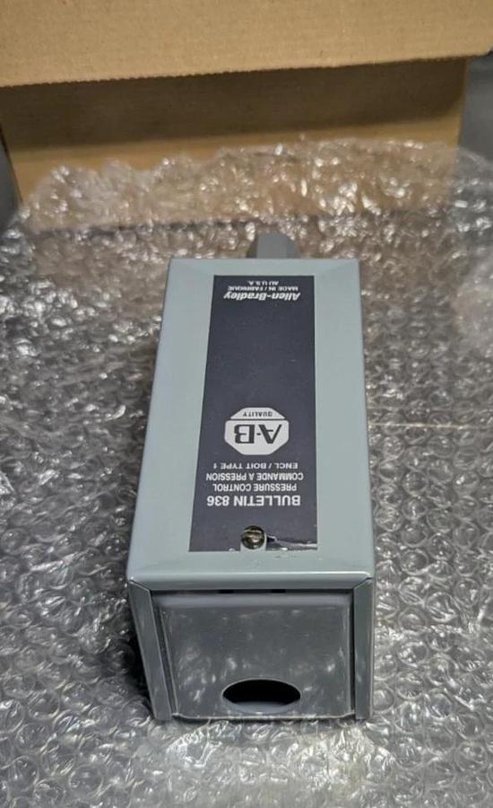Allen bradley  836-C64A Presure Control Commande A Pression