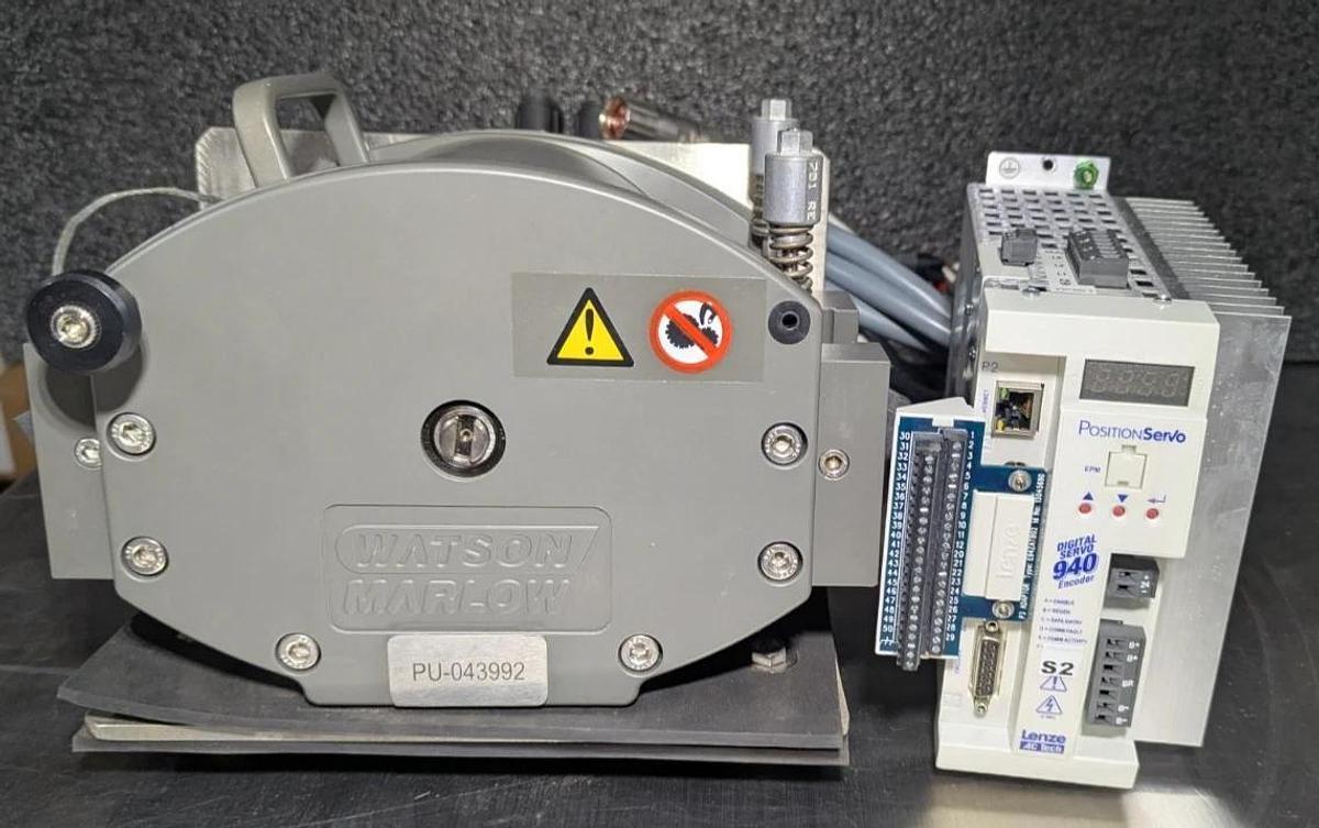 Used Watson Marlow Peristaltic Pump 073.0104.000 w/ Lenze MSC09D41 &E94P04 controller