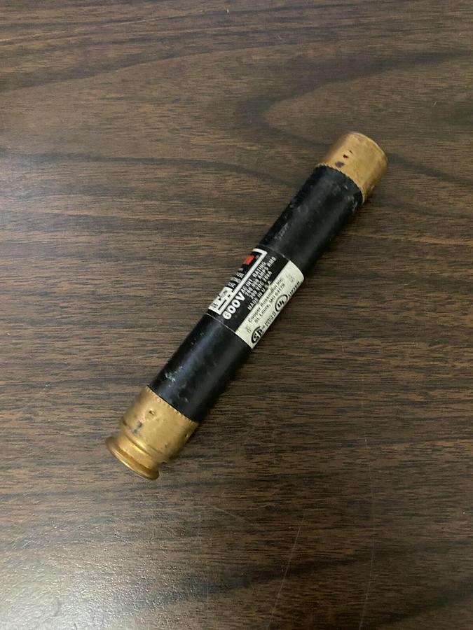 Used Fusetron Bussmann FRS-R-12 12 Amp 600V time delay fuse