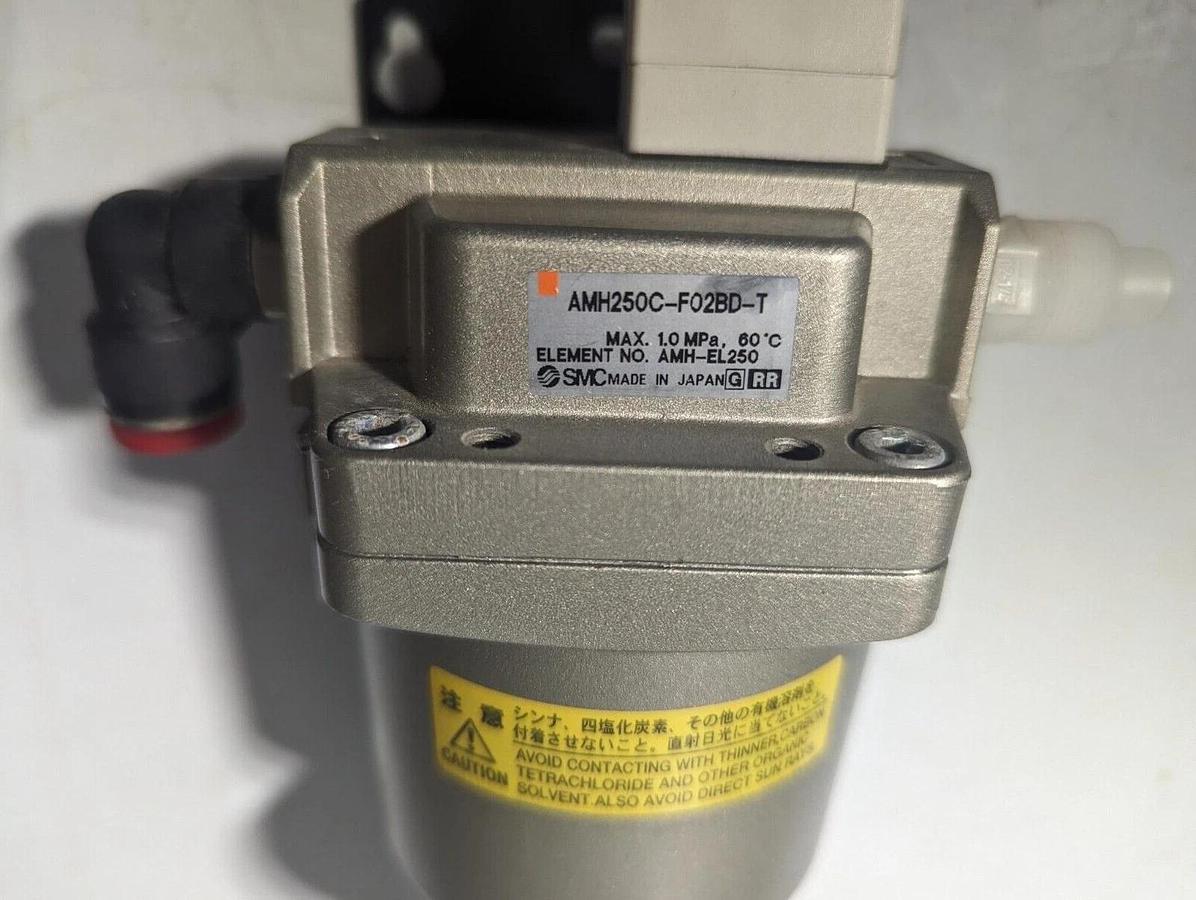 Used SMC  AMH250C-F02BD-T Water Separator