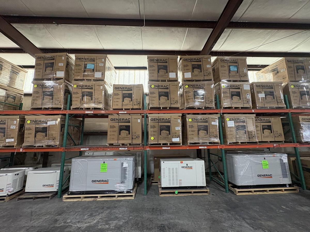 Generac 7235 22kW with ATS, AIR-COOLED STANDBY GENERATOR Residential/Commercial