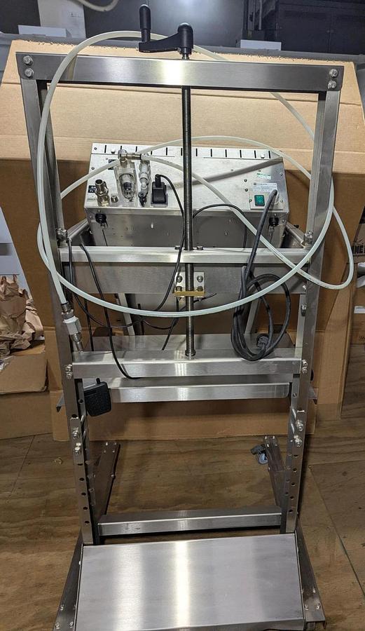 Used PAC Packaging Aids PVT Plus MED 20 Vacuum sealer