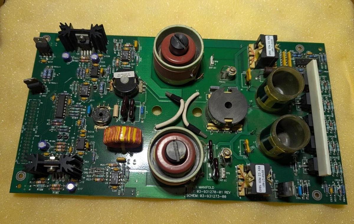 Varian Saturn 4000 Upper Manifold Analyzer  03-931270-01