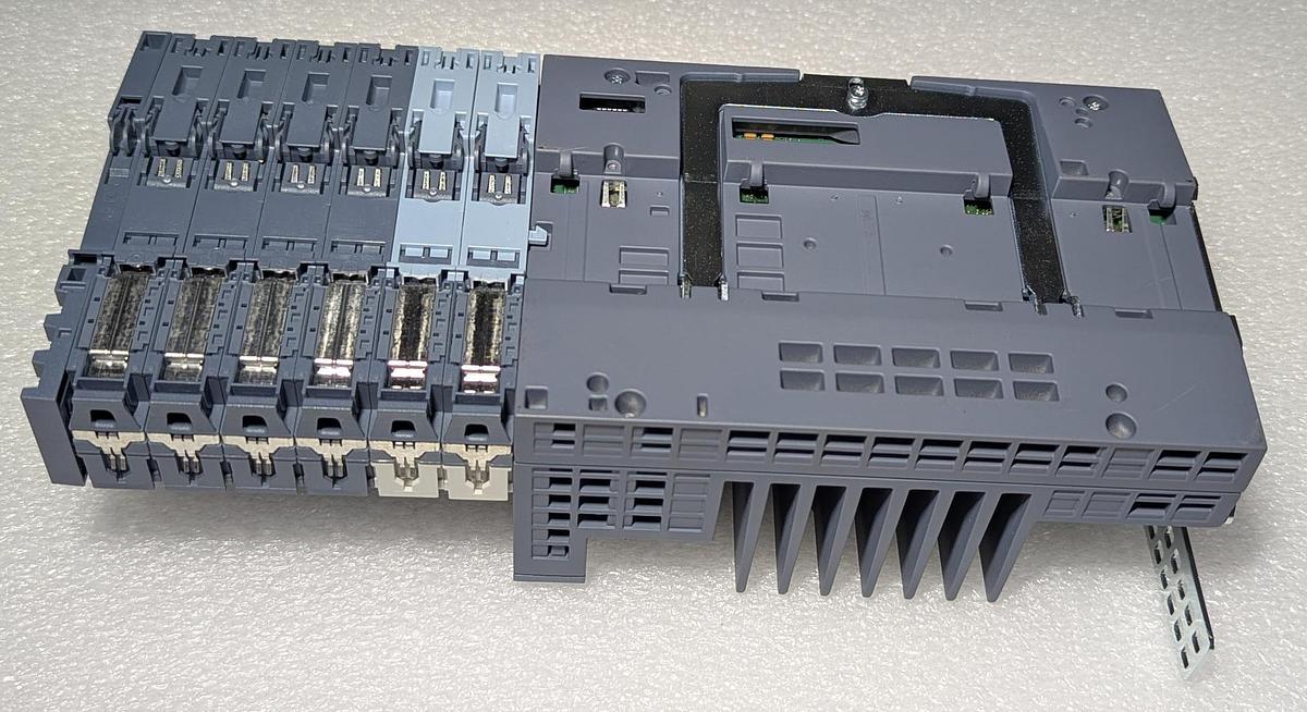 Used Siemens Simatic CPU 1515SP PC2 ET 200SP with Simatic S7 6ES7 134-6JD00-0CA1