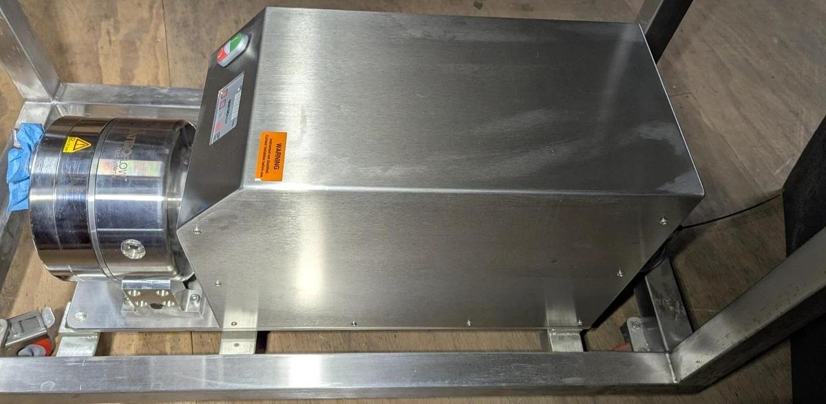 Used QuattroFlow QF44HT-ACUEGN-230 Diaphragm Pump On Stainless Steel Cart