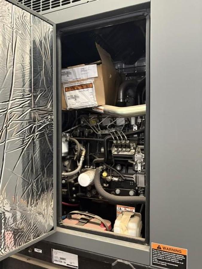 Generac SD30 30 KW 208 3 ph Generator 2022 new/unused