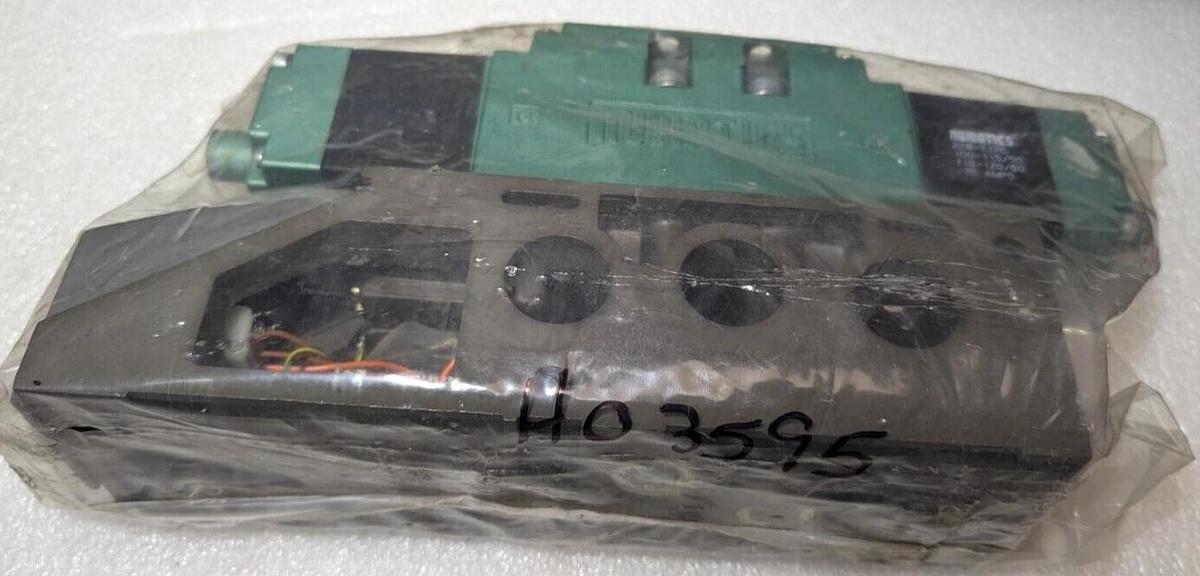 Numatics  135SS415K000030 /134SS400K000030 Solenoid Valve