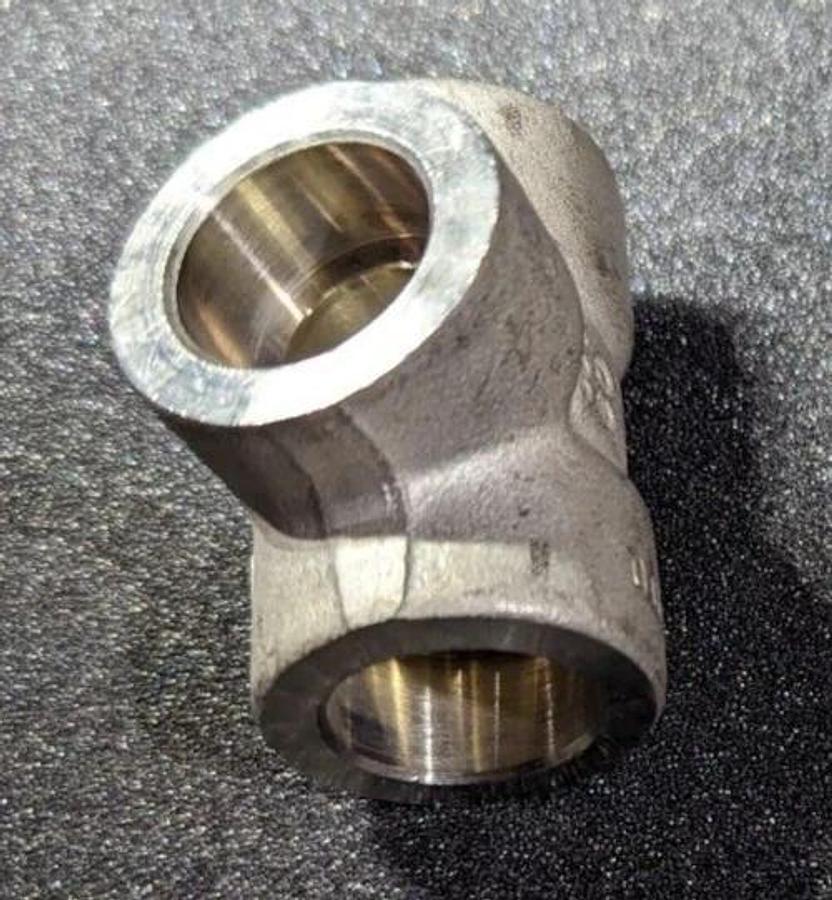 Camco Stainless Steel Tee 1/2" 3000 PSI A182F