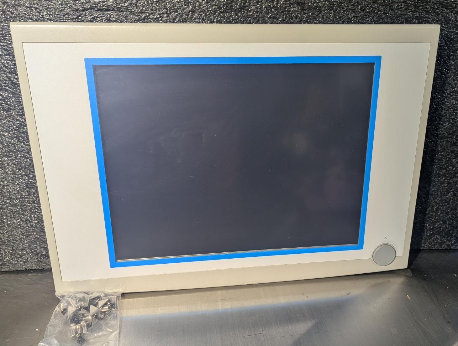 Used 2020 Advantech FPM-5151G Monitor Touch Screen Advantech FPM-5151G Monitor Touch Screen