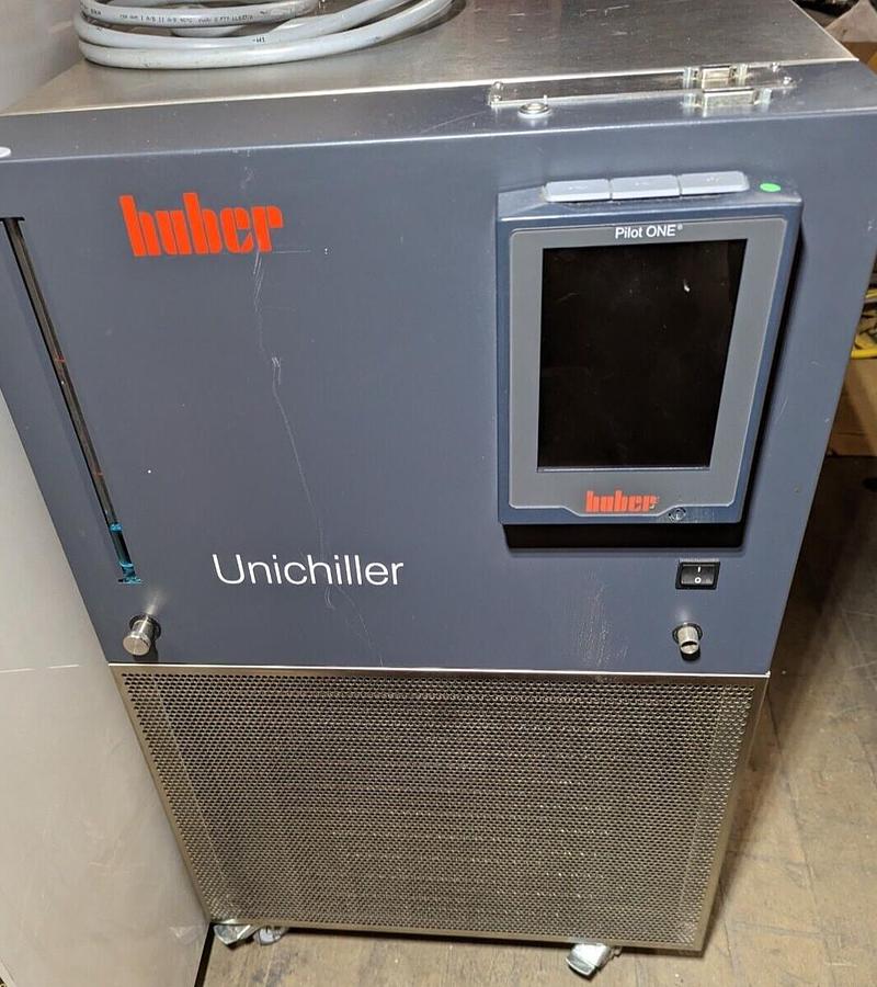 Used Huber  1/2 ton+  Unichiller P022 Refrigerated Heating Circulator  -10...40 °C,