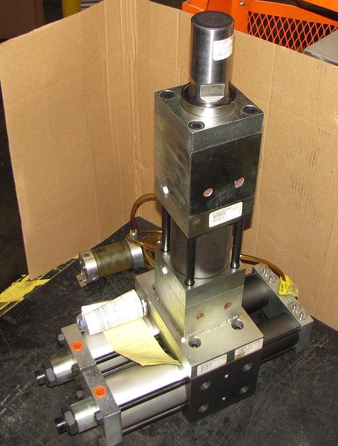 PHD Series 2000-8000 Multi-Position  Rotary Actuator MR13B  *new*