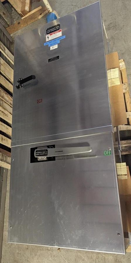 Used Boltswitch 400 A,  2 pole 600v DC switch EJ265 polished aluminum
