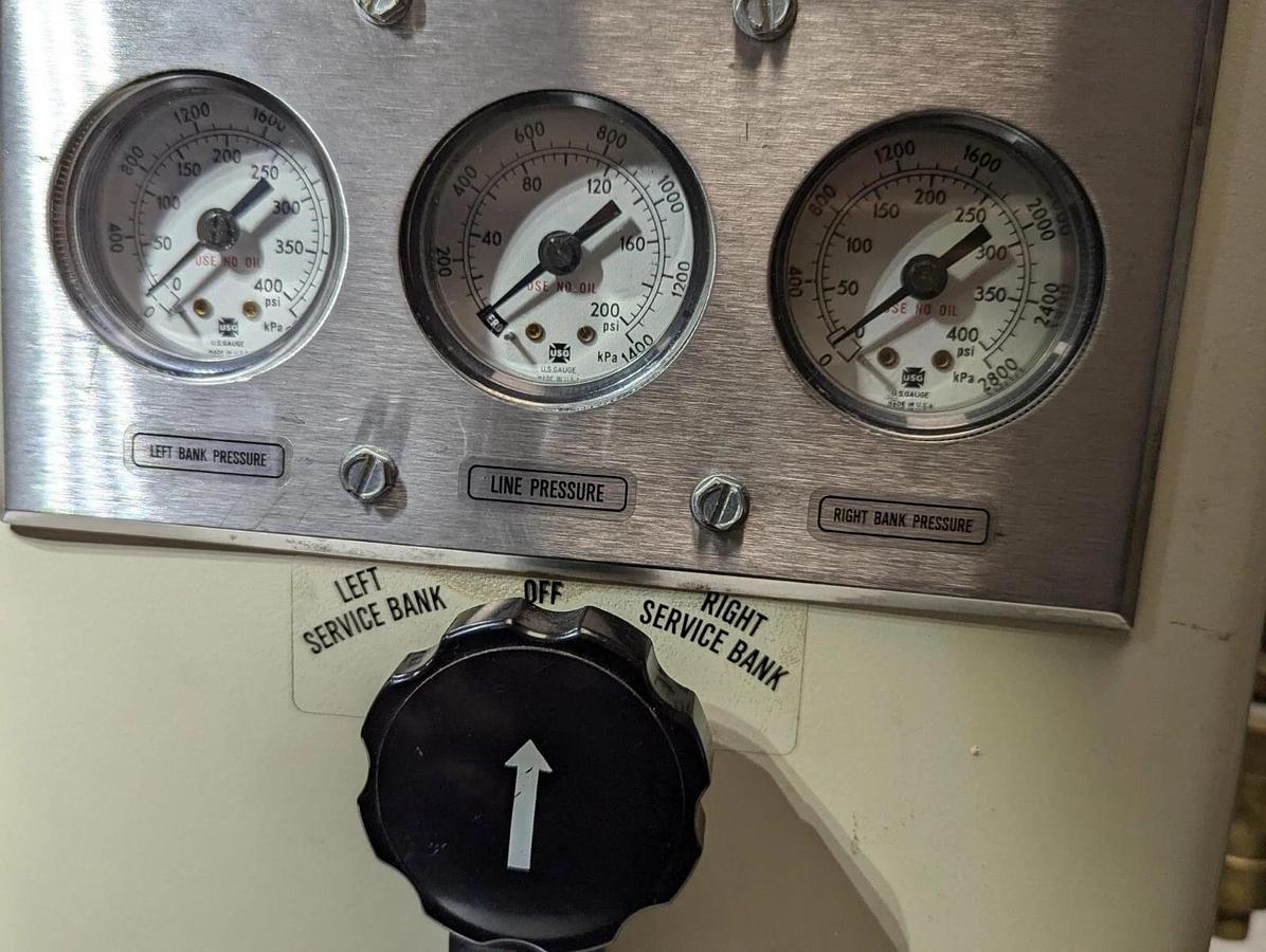 Used Western  Enterprises Accu-Trol Manifold  Control  LCHP-7-2