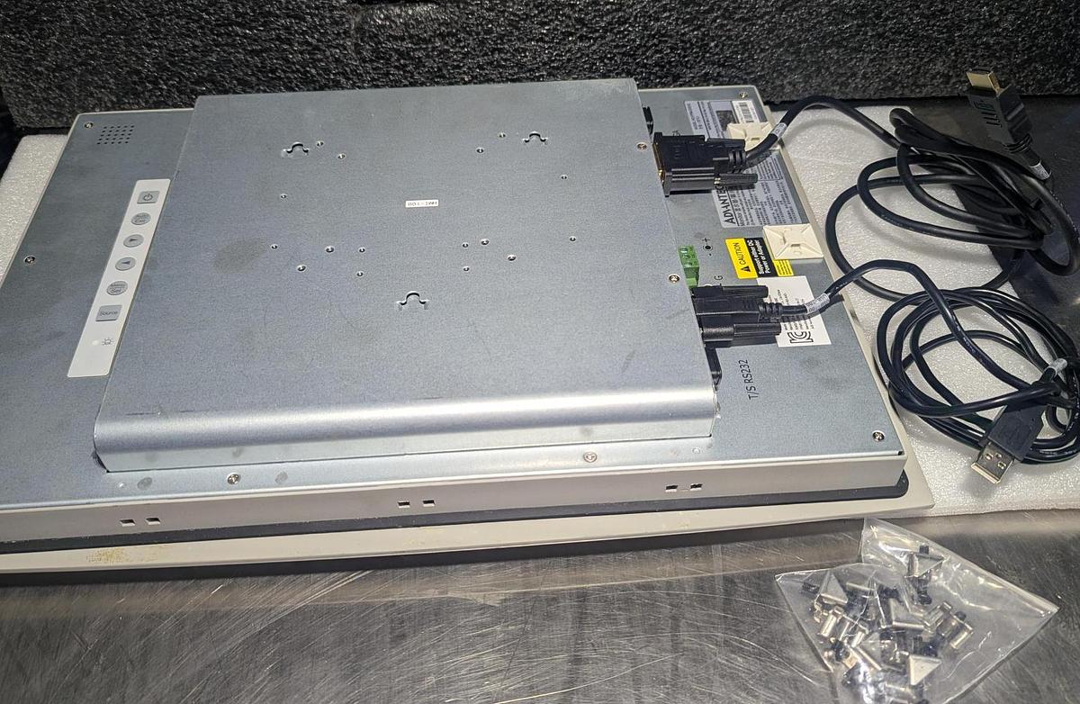 Used 2020 Advantech FPM-5151G Monitor Touch Screen Advantech FPM-5151G Monitor Touch Screen