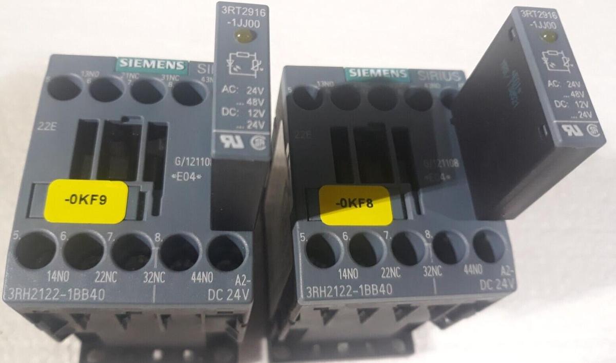 Used Lot of 2 SIEMENS  3RH2122-1BB40 W/ 3RT2916-1JJ00