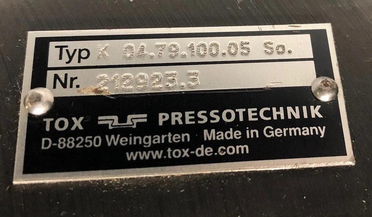 Tox Pressotechnik K 04.79.100.05 Kraft-Paket Air Oil Cylinder