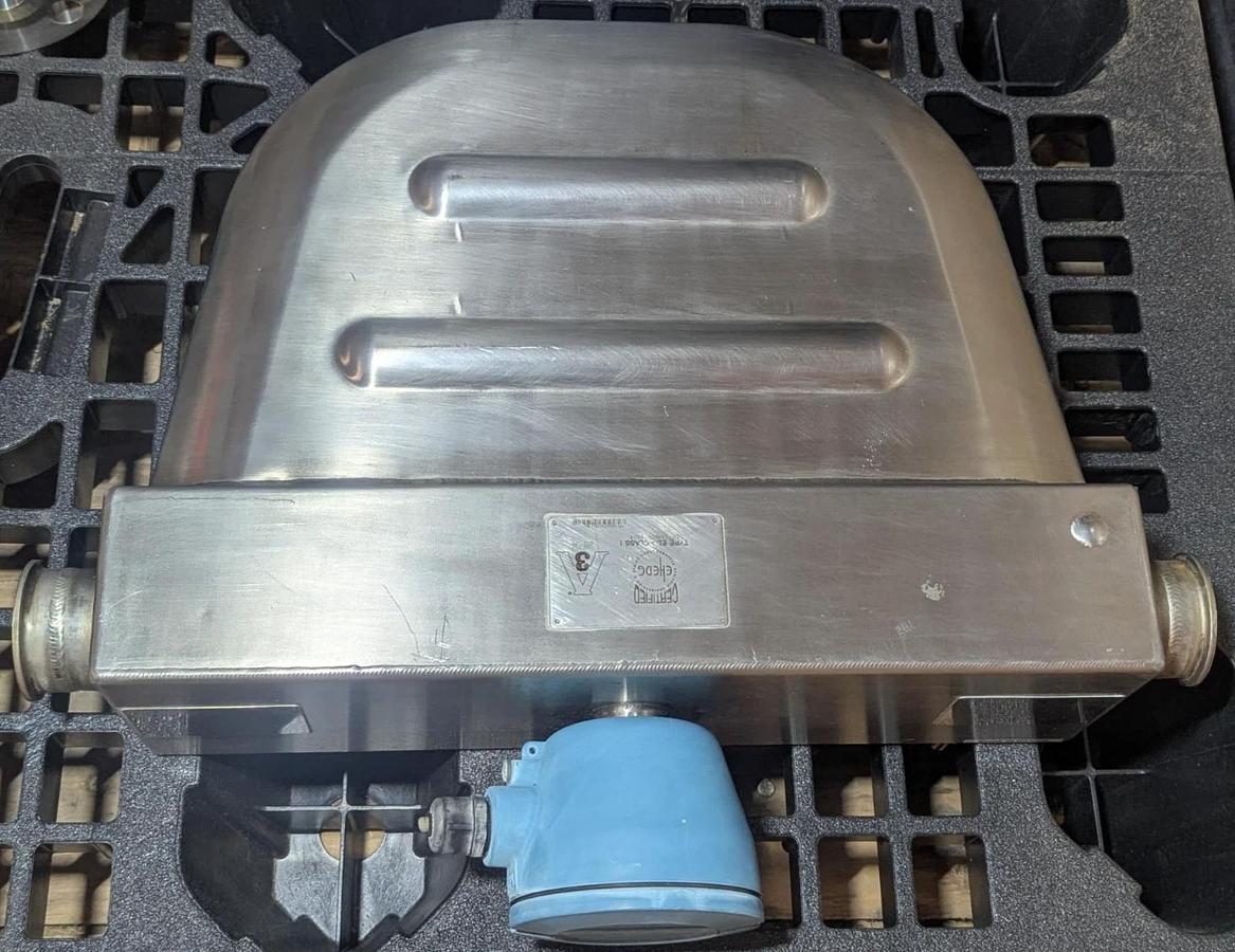 Used Micro Motion H20S352NWBMEZZZZ  2" Mass flow sensor