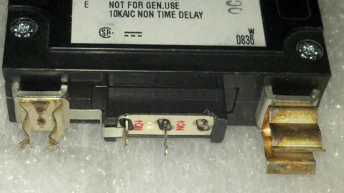6 Heinemann 5 amp AMR Series DC Breaker w/alarm switch AM1R-B99-AC31D-DU06 NEW