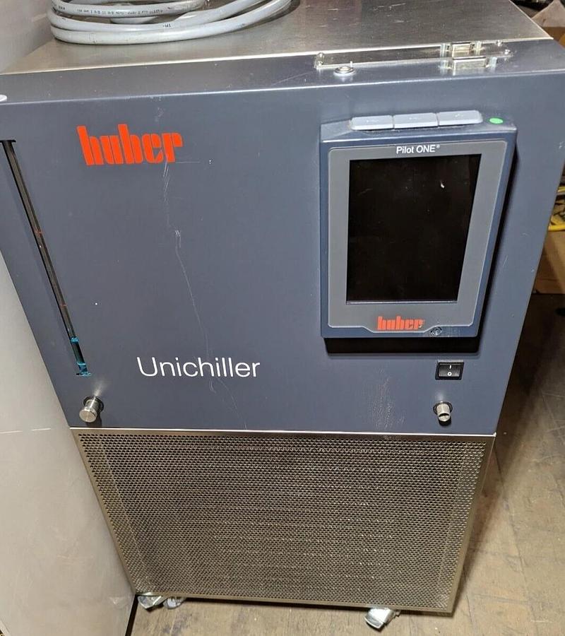 Used Huber  1/2 ton+  Unichiller P022 Refrigerated Heating Circulator  -10...40 °C,