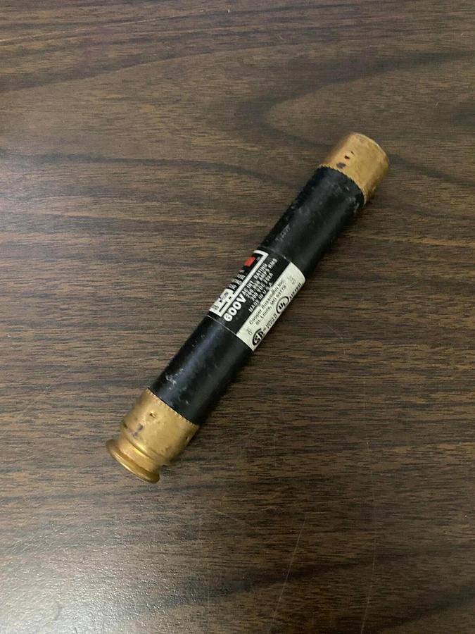 Used Fusetron Bussmann FRS-R-12 12 Amp 600V time delay fuse