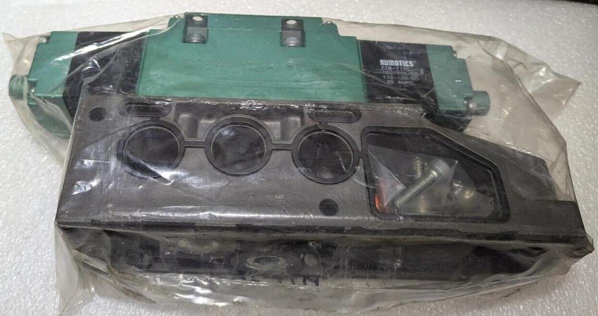 Numatics  135SS415K000030 /134SS400K000030 Solenoid Valve