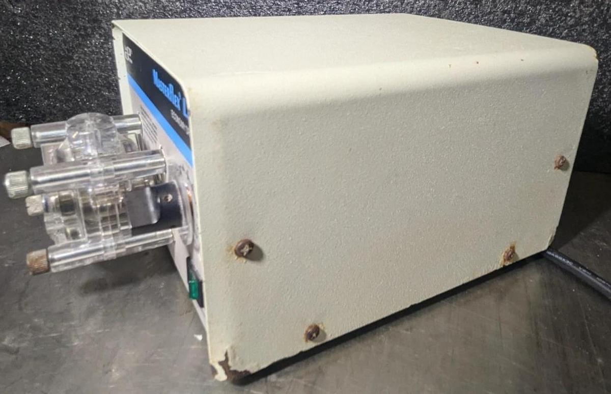 Used Cole-Parmer Masterflex Economy  Drive  7554-80 w/Cole-parmer 7013-20  Pump Head
