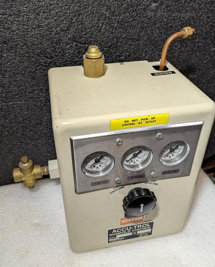 Used Western  Enterprises Accu-Trol Manifold  Control  LCHP-7-2