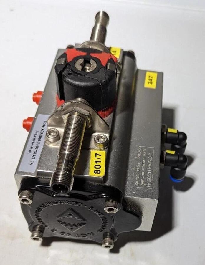 Used Gemu  Pneumatic actuator, double acting, clockwise rotation  ISO5211-F05-Y-DL-14
