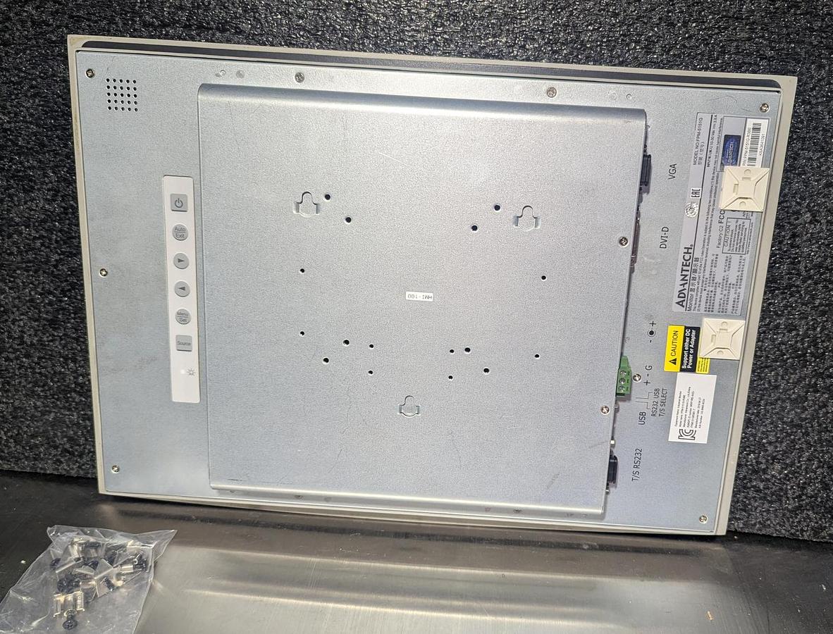 Used 2020 Advantech FPM-5151G Monitor Touch Screen Advantech FPM-5151G Monitor Touch Screen