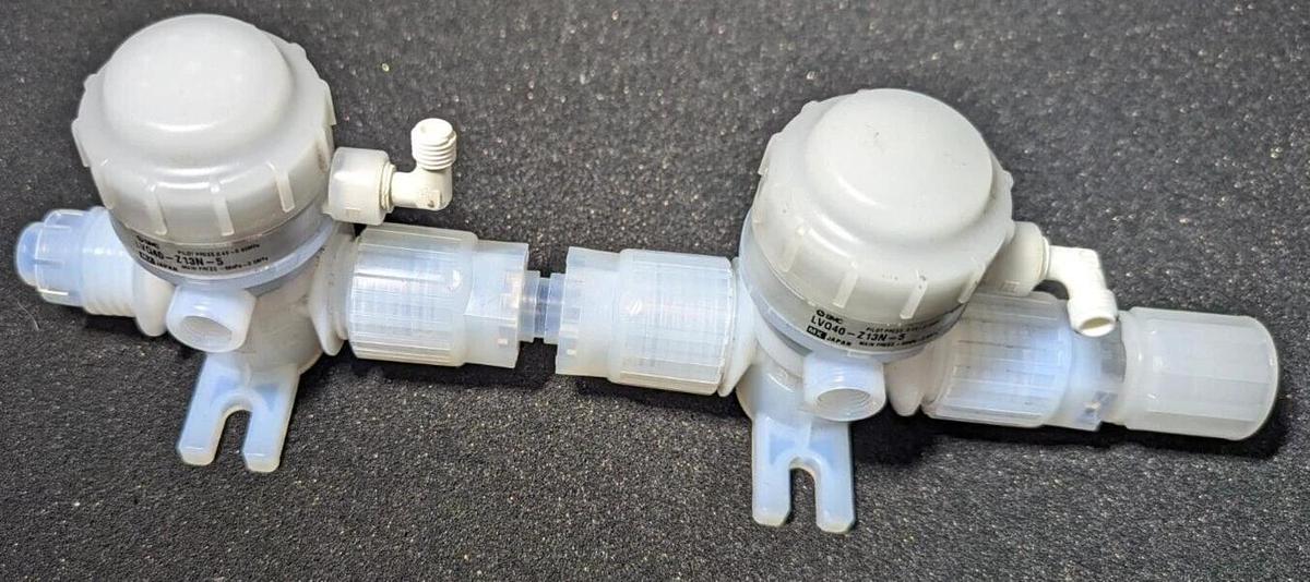 Used SMC LVQ40-Z13N-5 High Purity Pneumatic Diaphragm Valve