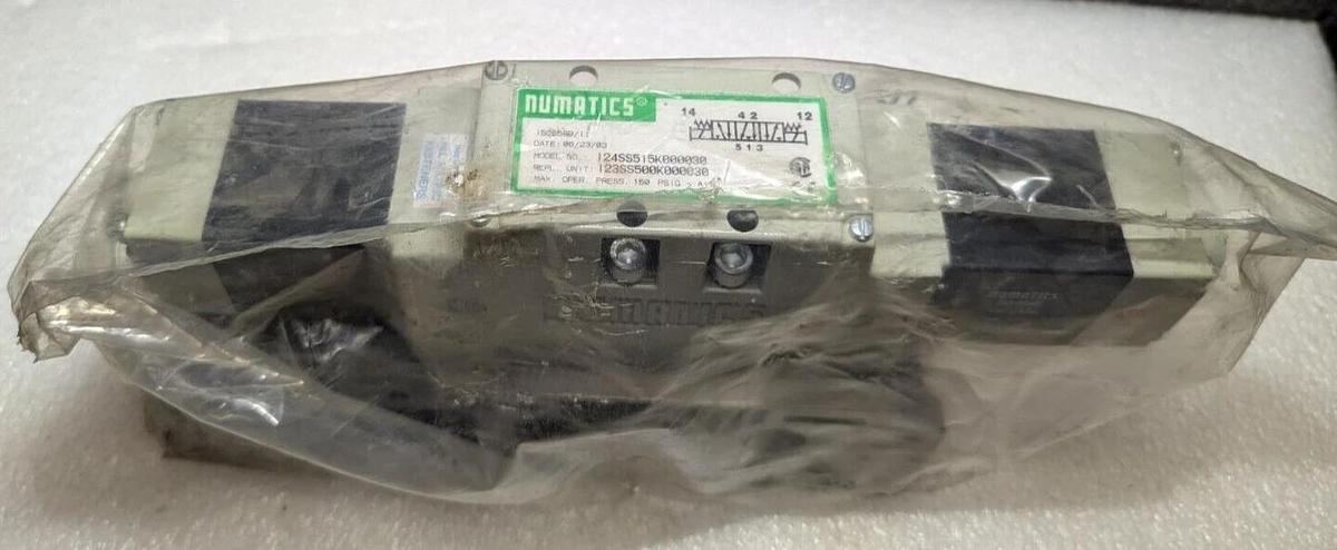 Numatics I24SS515K000030  Pnuematic Solenoid Valve