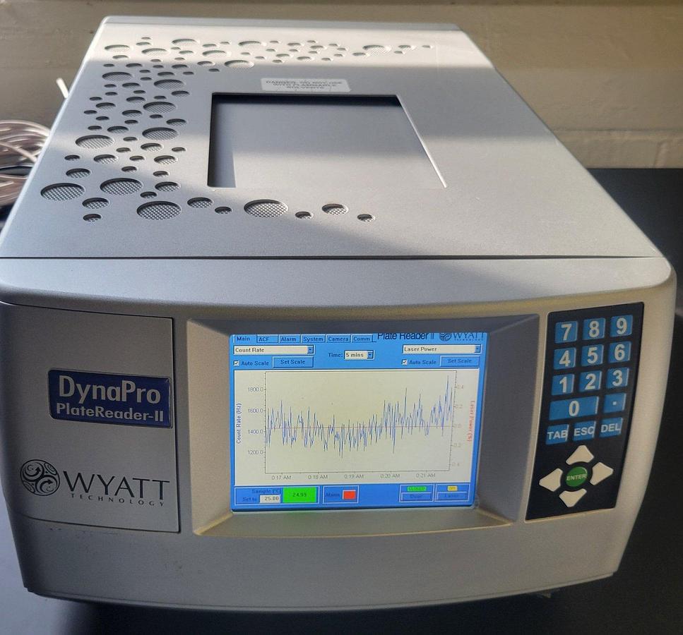 Used 2015 Wyatt Technology DynaPro Plate Reader-II WPR2-06